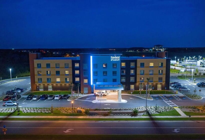 Отель Fairfield Inn & Suites By Marriott Tampa Wesley Chapel