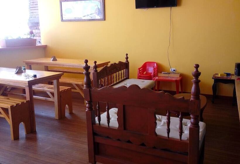 پانسیون Hostal Don Jose