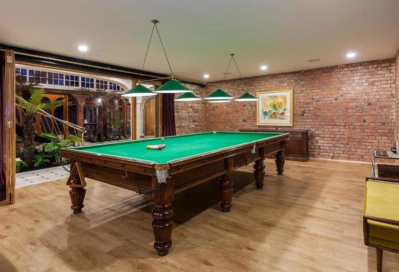 پانسیون The Britten Stables