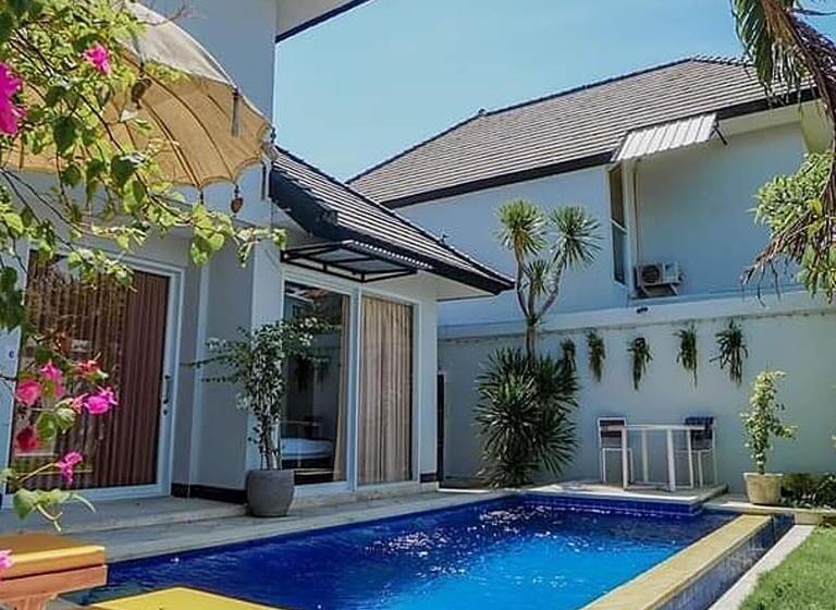 Margarita Surf Hostel Canggu