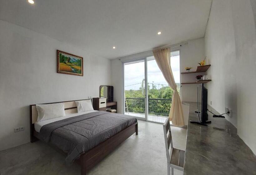 Margarita Surf Hostel Canggu