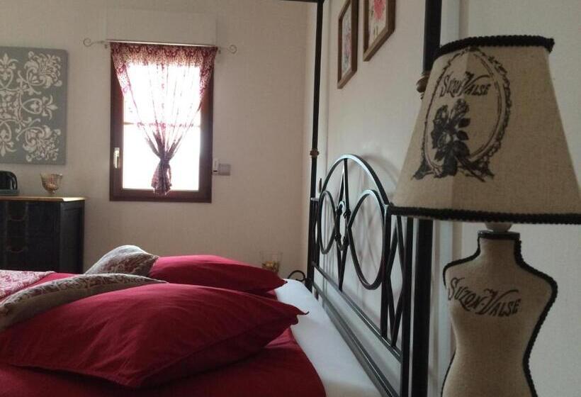 تختخواب و صبحانه La Villa Bolero