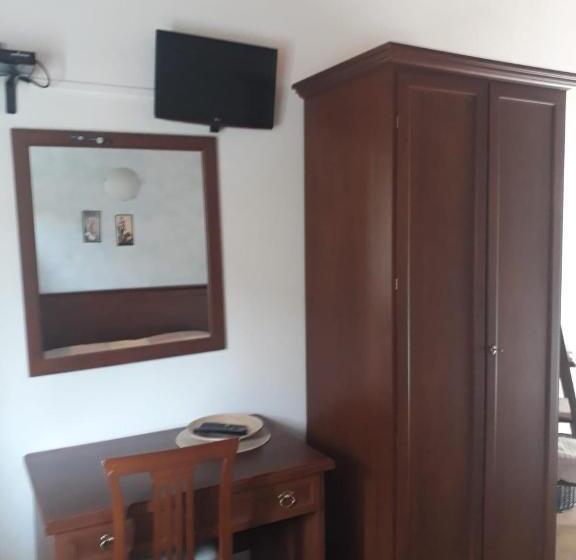 مبيت وإفطار Taverna Del Dolmen