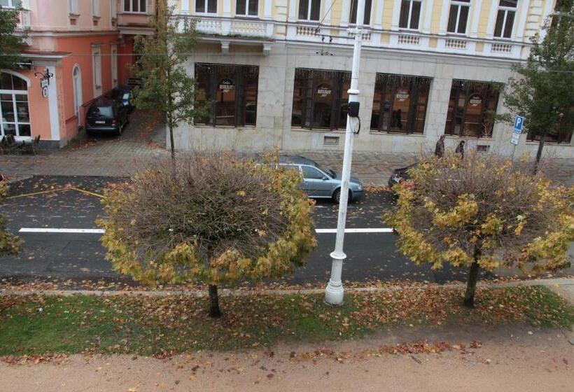 هاستل Penzion U Pidly