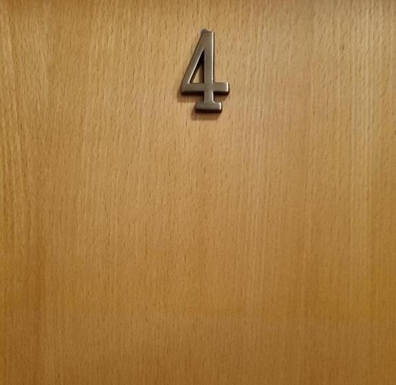 هاستل Penzion U Pidly