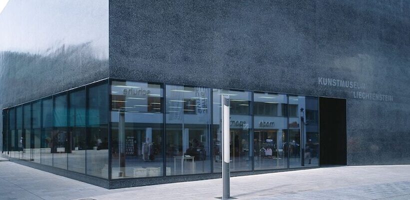 Отель Vaduzerhof By B Smart