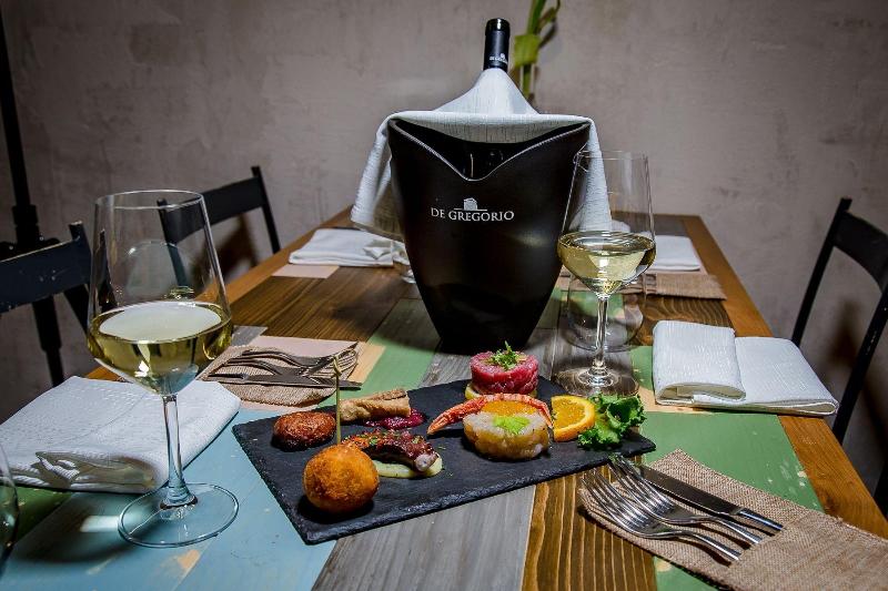 تختخواب و صبحانه De Gregorio Suites