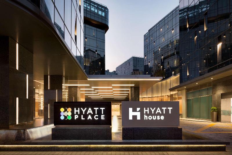 هتل Hyatt Place Shanghai Hongqiao Cbd