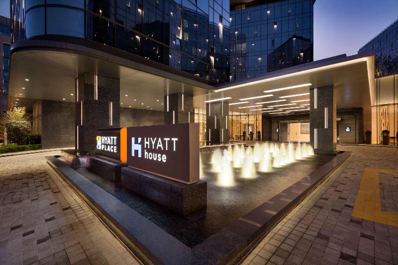 هتل Hyatt Place Shanghai Hongqiao Cbd