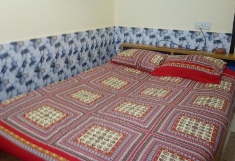 هتل Regal Palace