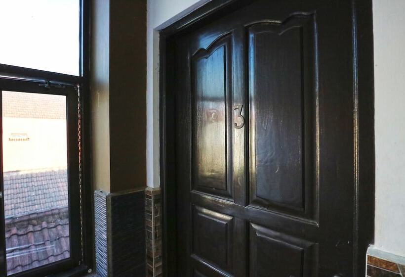 پانسیون Micost Homestay