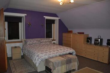 Bridgehill Cottage Bed & Breakfast