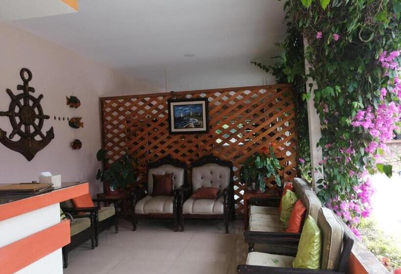 هتل Hosteria B Y B