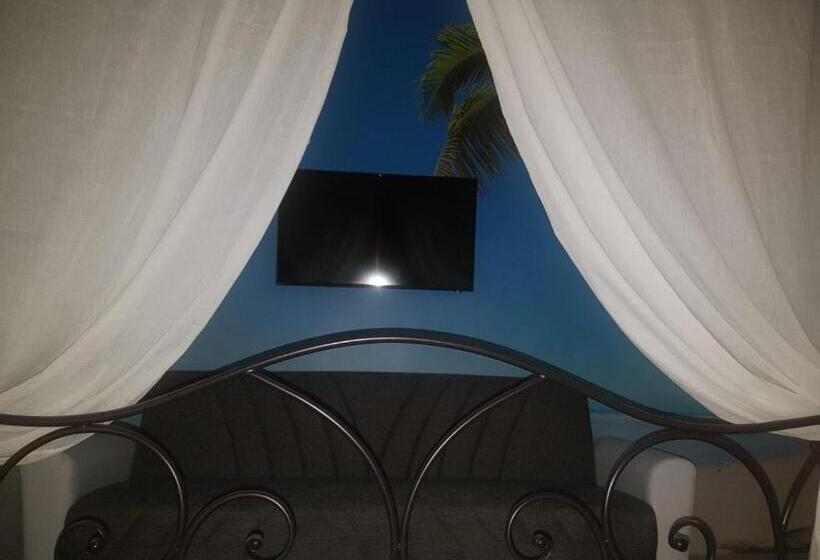 تختخواب و صبحانه Bed Rho Stazione