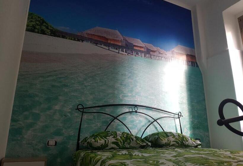 تختخواب و صبحانه Bed Rho Stazione