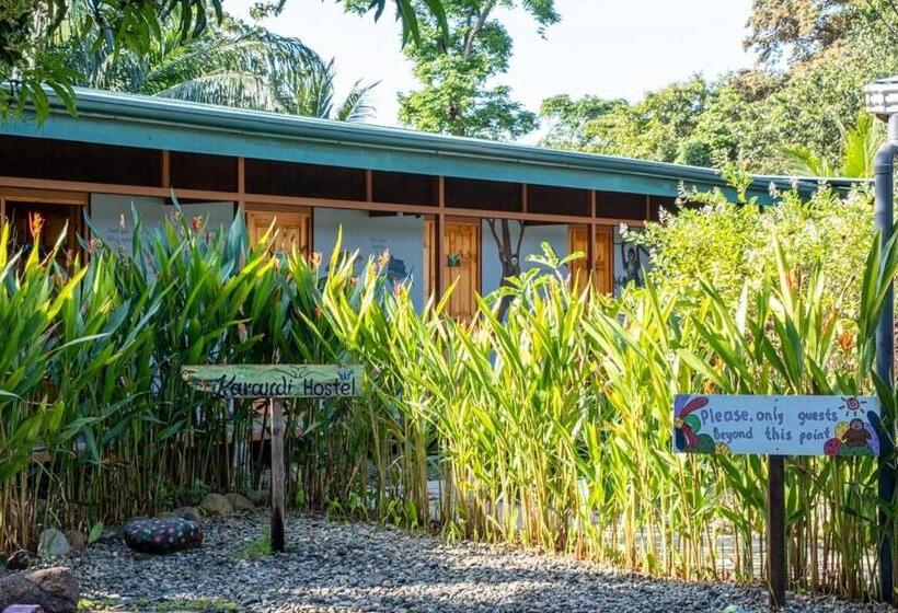 פנסיון Karandi Hostel