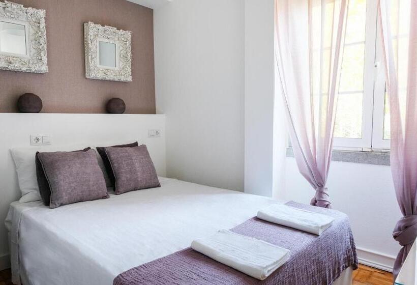 پانسیون 4u Lisbon Airport Suites