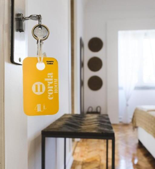 پانسیون 4u Lisbon Airport Suites