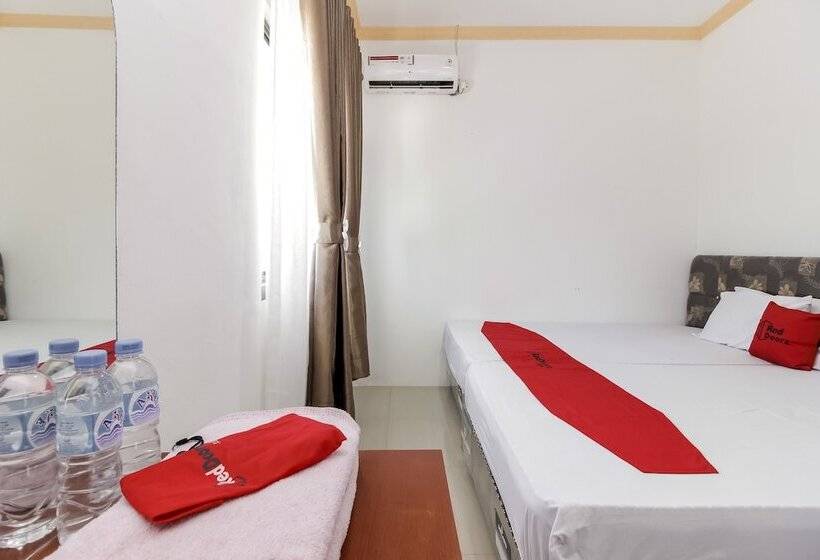 پانسیون Reddoorz Near Sam Ratulangi Airport Manado