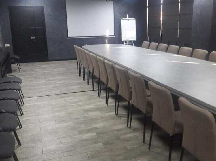 پانسیون West Tower