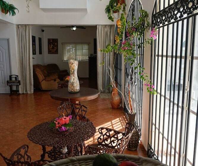 Baoba Breeze Bed & Breakfast  Beachfront Paradise