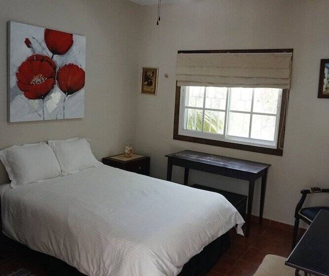 Baoba Breeze Bed & Breakfast  Beachfront Paradise