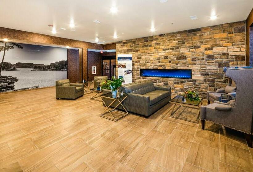 هتل Cobblestone Inn & Suites  Fairfield Bay