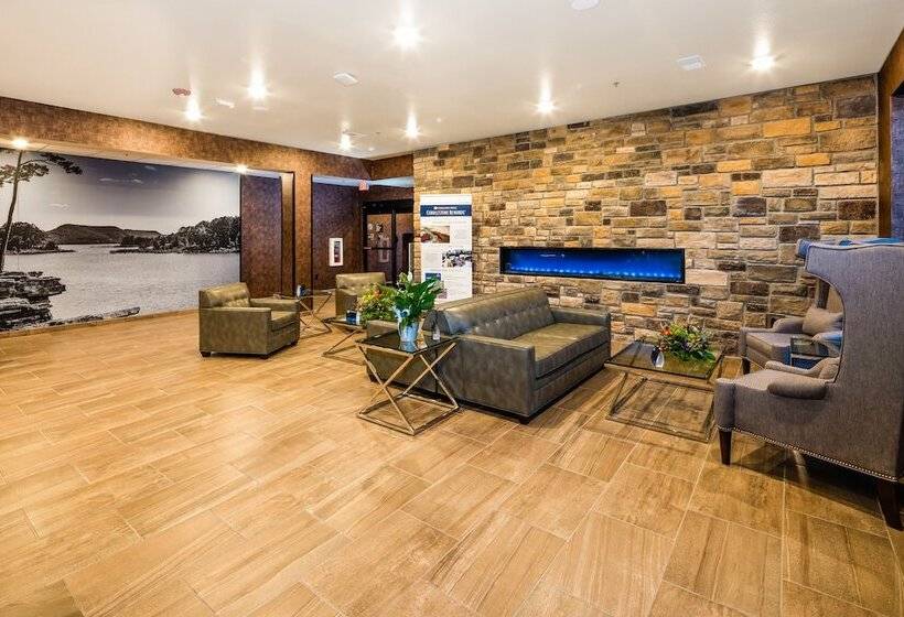 هتل Cobblestone Inn & Suites  Fairfield Bay