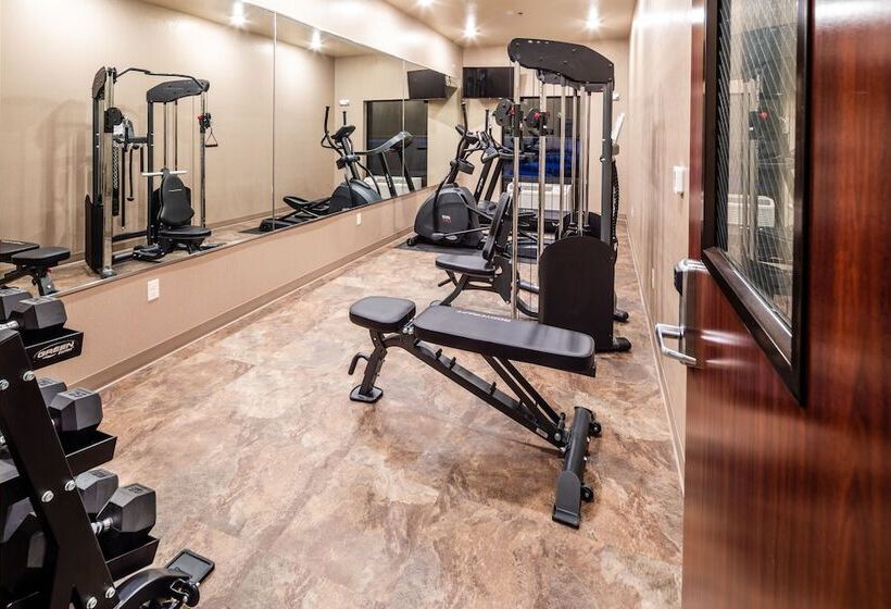 هتل Cobblestone Inn & Suites  Fairfield Bay