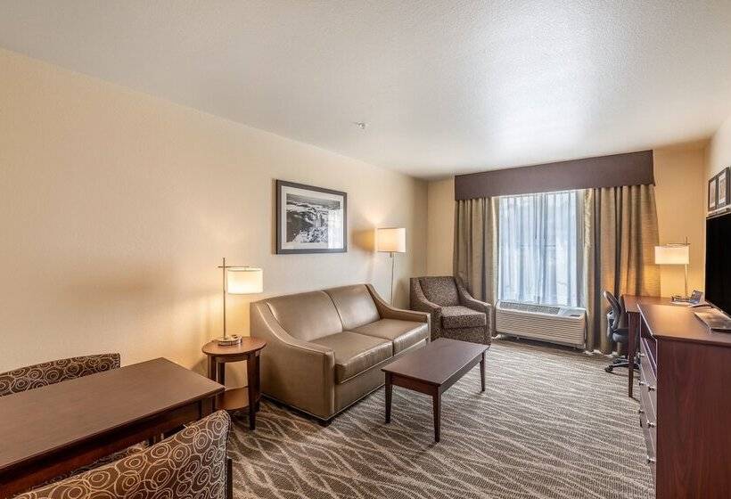 هتل Cobblestone Inn & Suites  Fairfield Bay