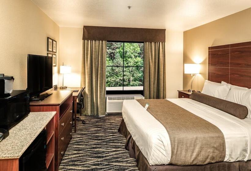 هتل Cobblestone Inn & Suites  Fairfield Bay