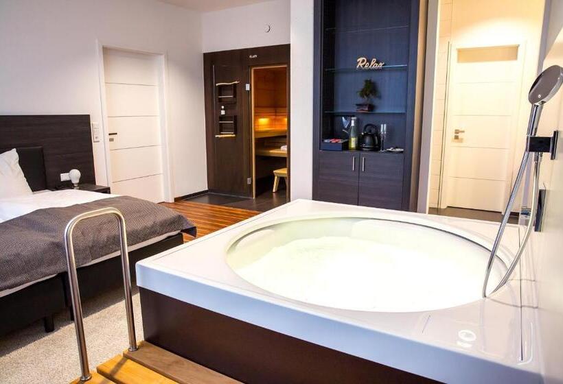 هتل Plus Punkt Private Spa