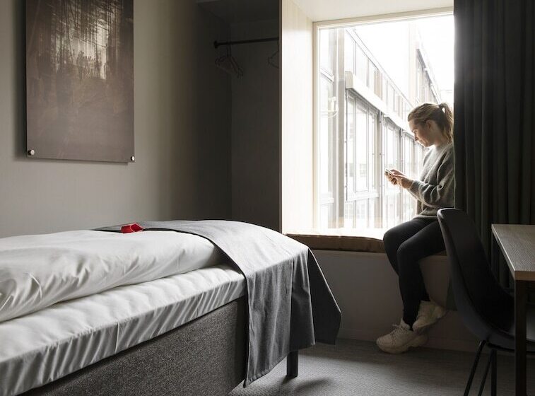 בית מלון כפרי Citybox Bergen Danmarksplass