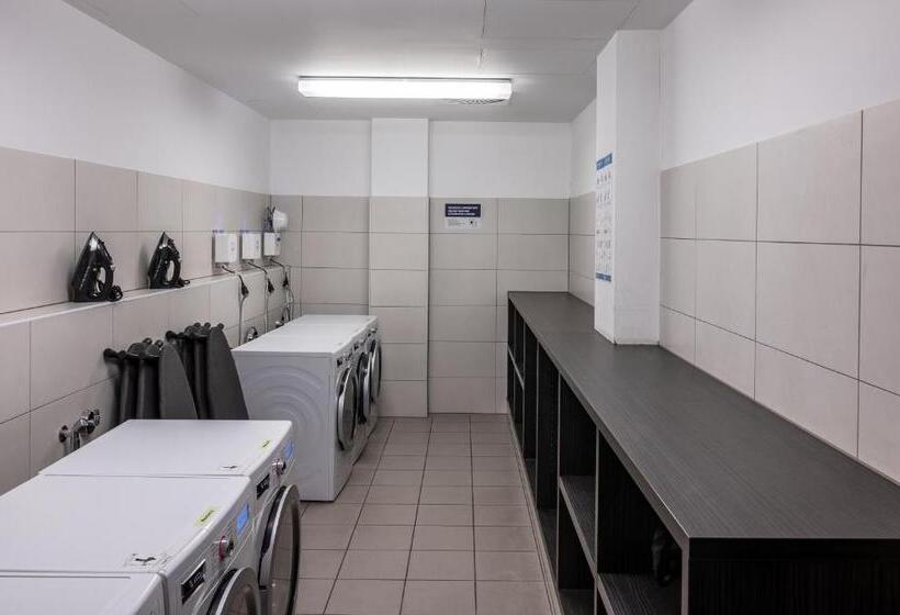 Numa I Viktoria Apartments