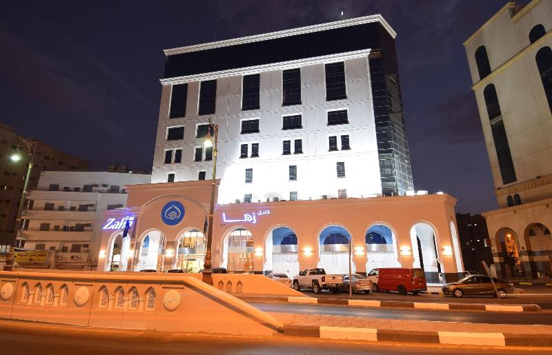 هتل Zaha Al Munawara