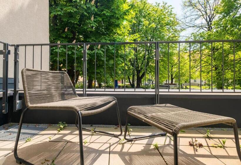 Numa I Stark Rooms & Apartments