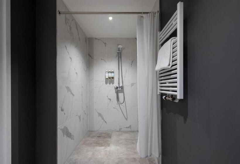 Numa I Stark Rooms & Apartments