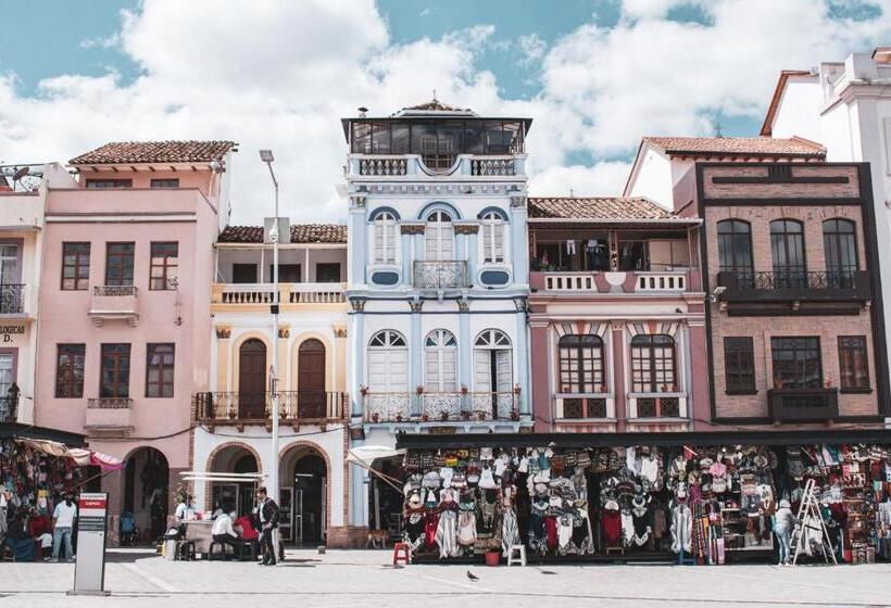 مبيت وإفطار Alternative Hostels