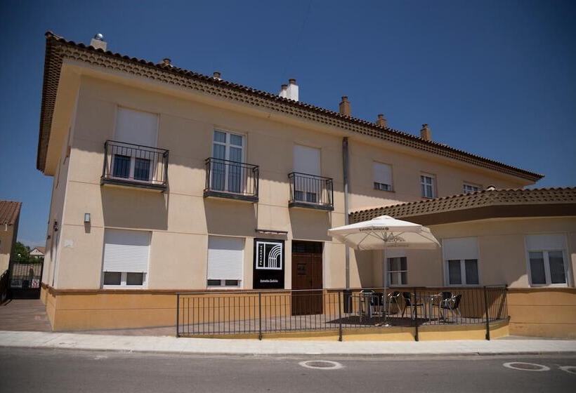 هاستل Hostal Pradaria Asador & Alojamiento