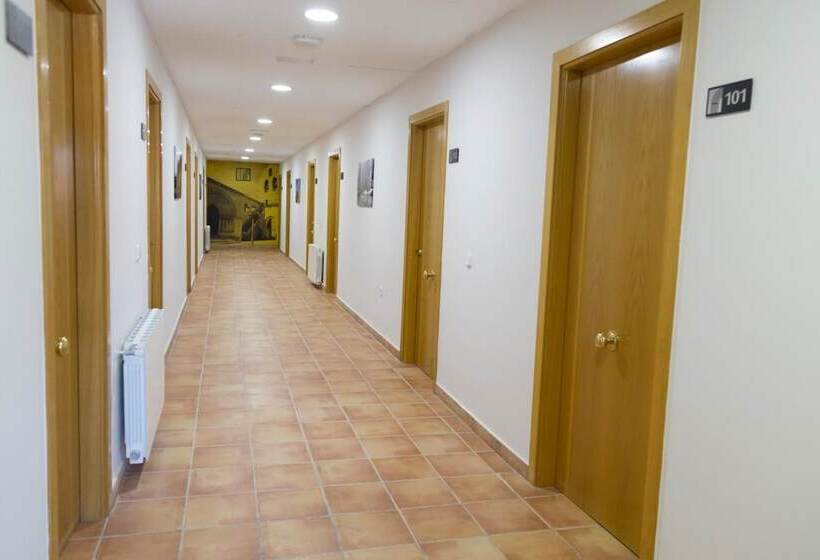 هاستل Hostal Pradaria Asador & Alojamiento