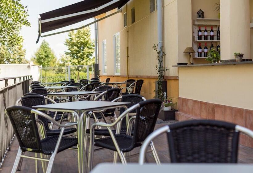 هاستل Hostal Pradaria Asador & Alojamiento