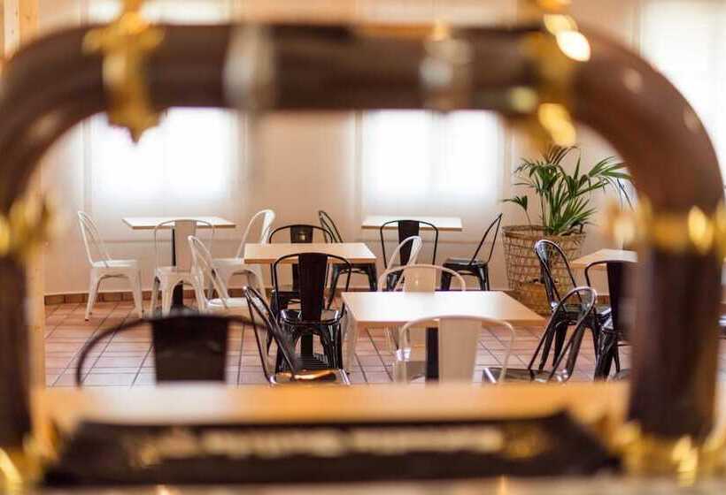 هاستل Hostal Pradaria Asador & Alojamiento