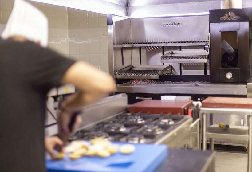 هاستل Hostal Pradaria Asador & Alojamiento