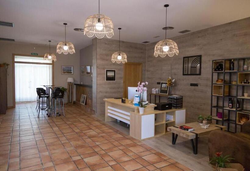 هاستل Hostal Pradaria Asador & Alojamiento