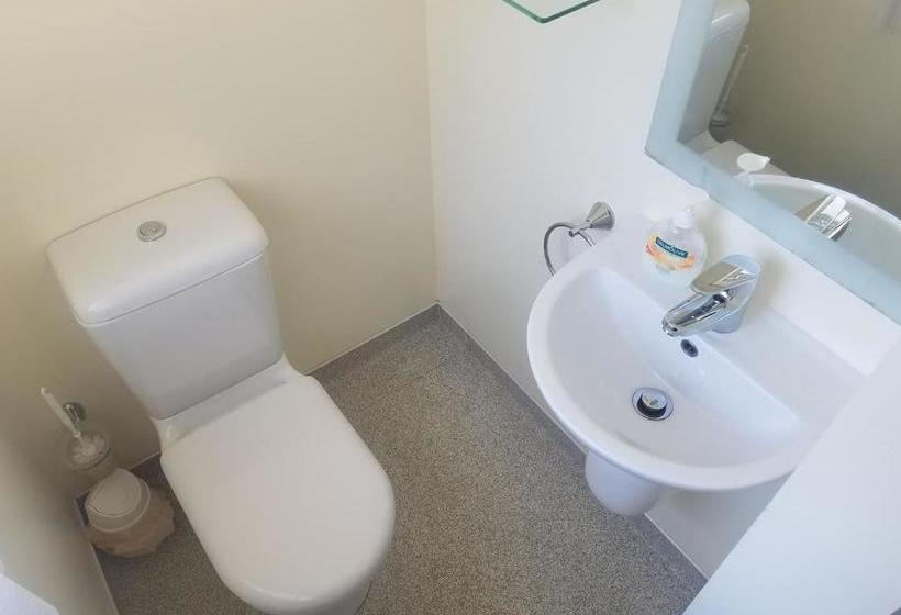 فندق صغير The Lazy Cow Accommodation