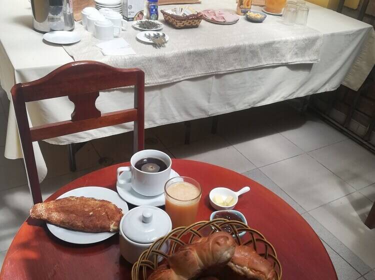 پانسیون Hospedaje Intiqolla