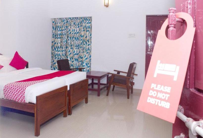 Отель Oyo 13590 Saanvi Beach Resort