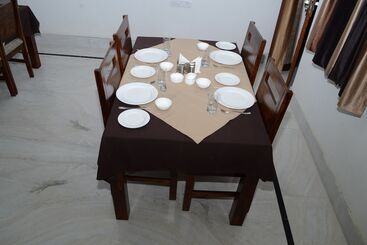 هتل Sartaj