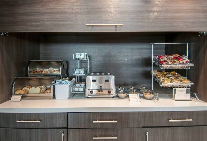 فندق Towneplace Suites By Marriott Vidalia Riverfront