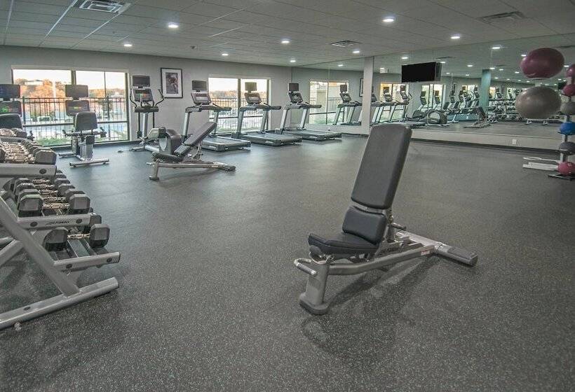 فندق Towneplace Suites By Marriott Vidalia Riverfront